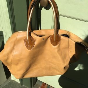 Extra Large Pour La Victoire Leather tote